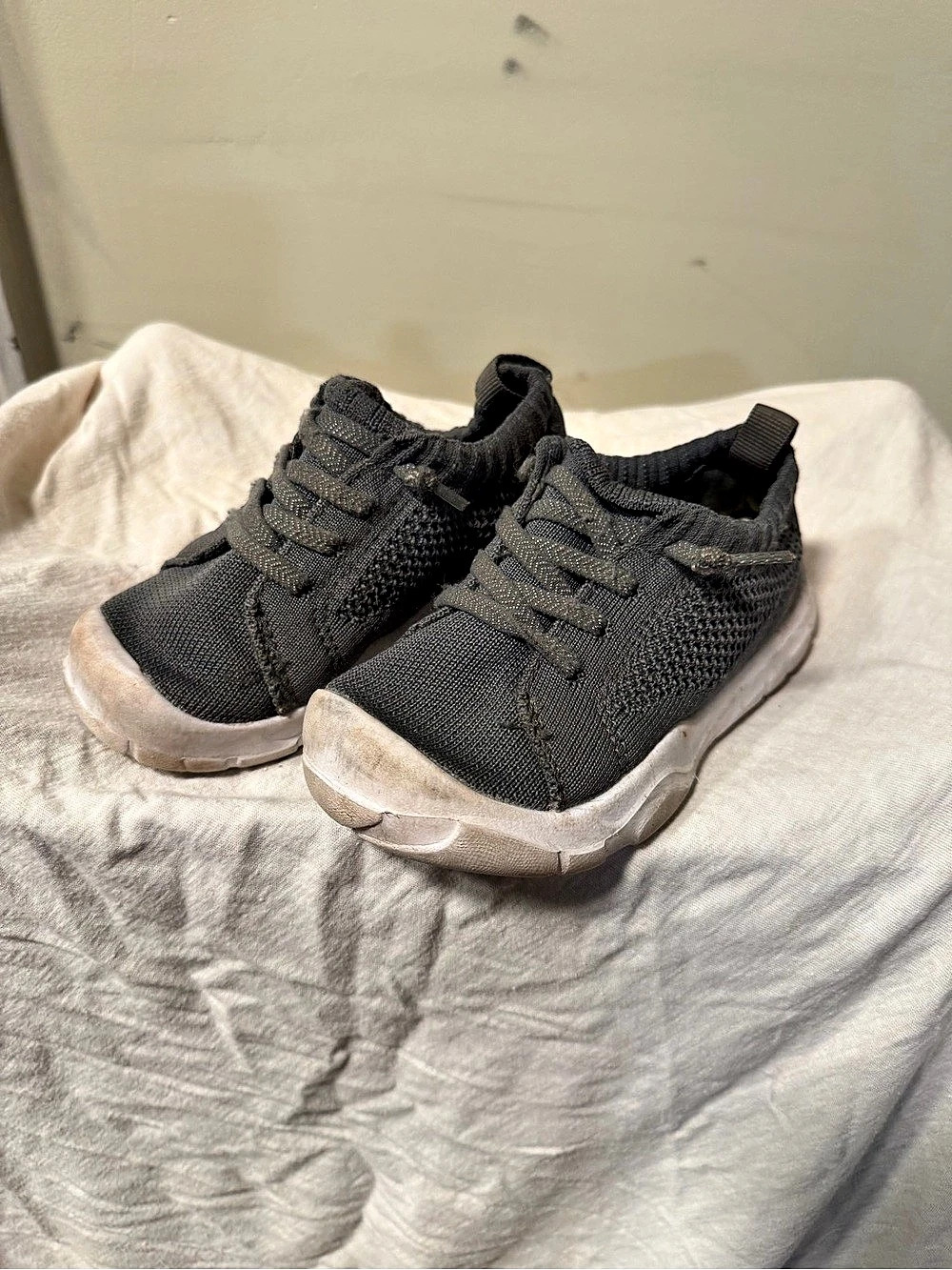 Toddler gray Sneakers